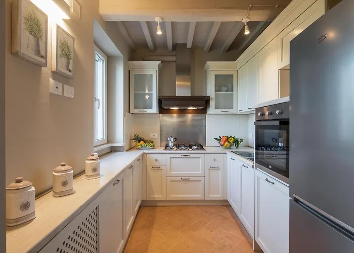 Chiara * Кортона