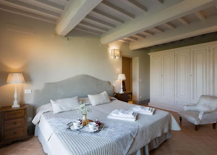 Chiara Villa Cortona