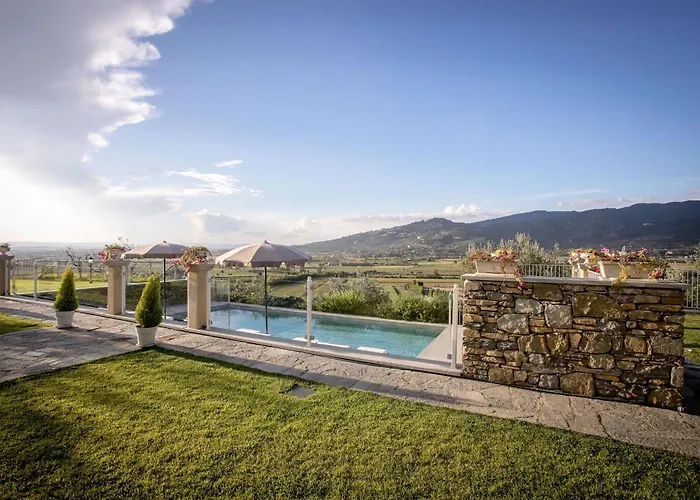 Chiara Villa Cortona