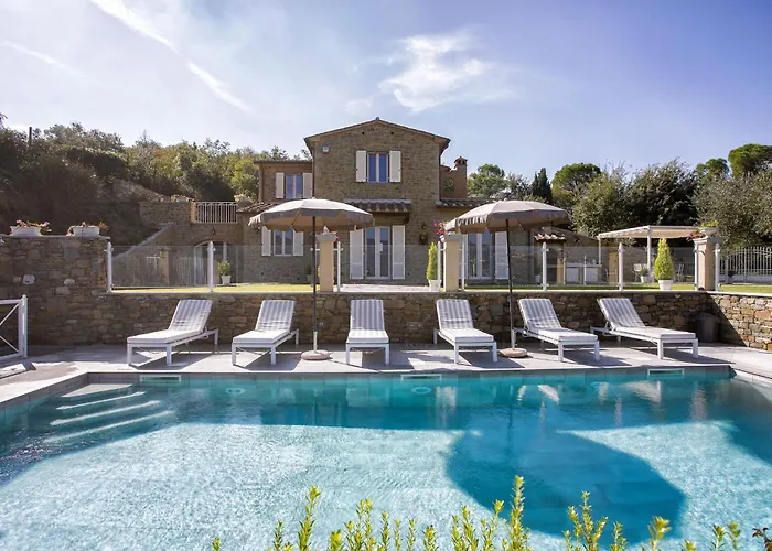 Chiara Villa Cortona